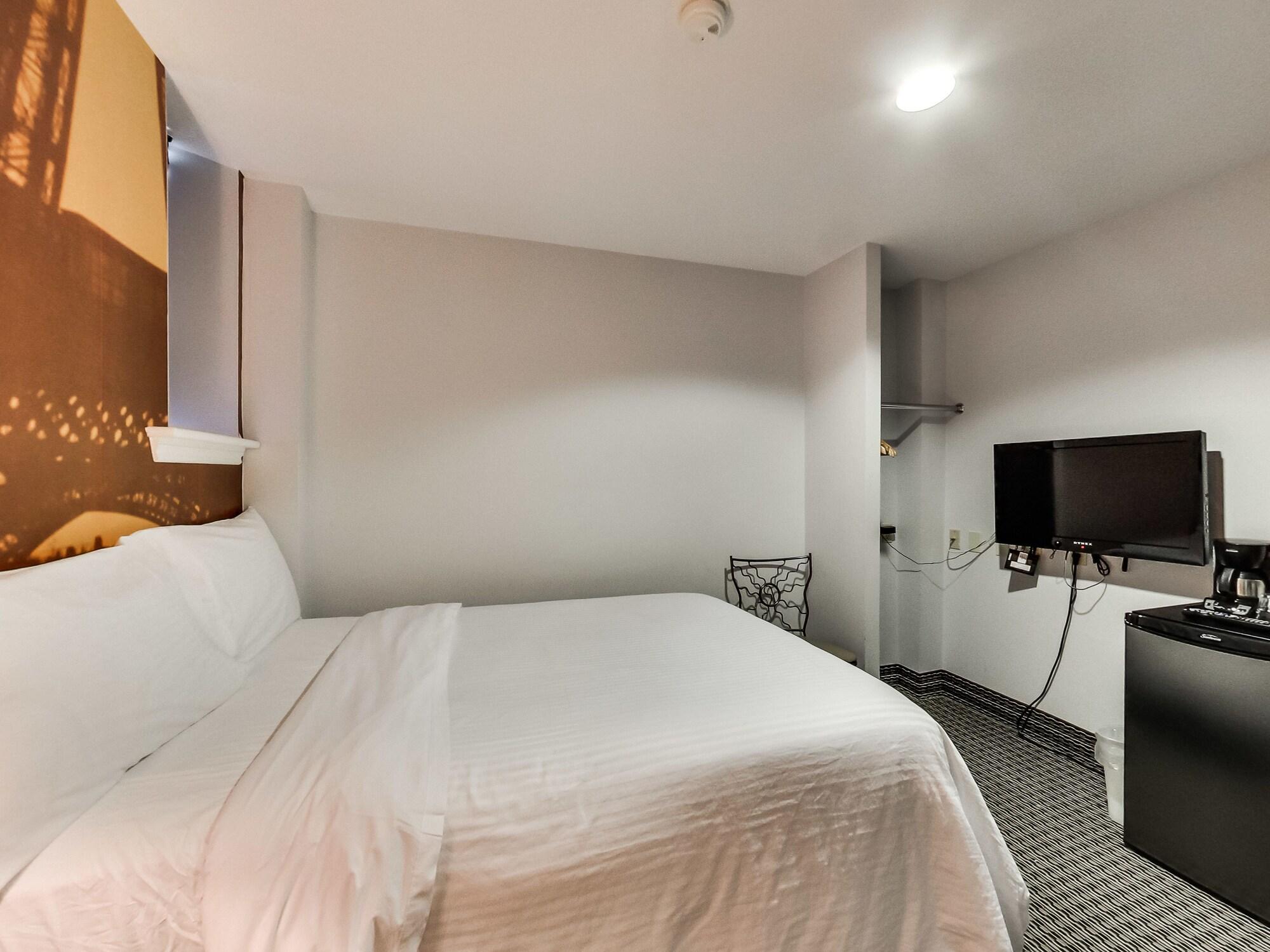 Isabella Hotel & Suites Toronto Ngoại thất bức ảnh