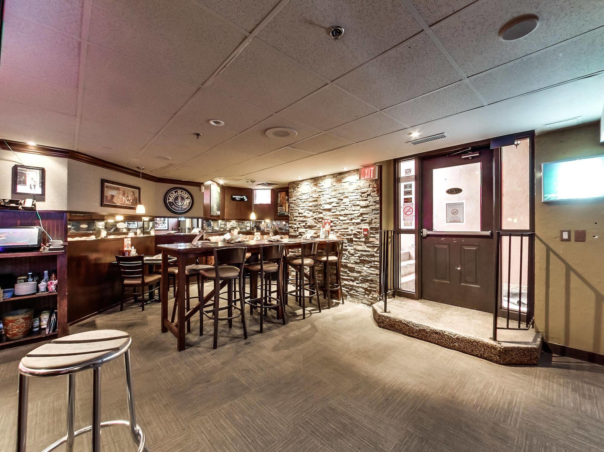 Isabella Hotel & Suites Toronto Ngoại thất bức ảnh